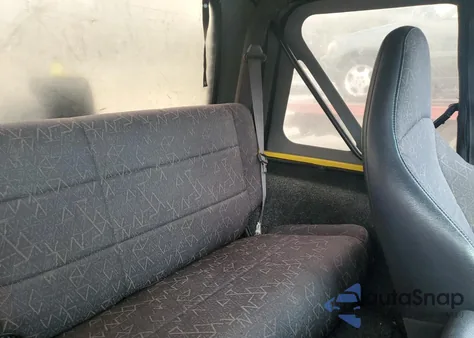 2001 Jeep Wrangler / Tj Se from USA, damaged, VIN 1J4FA29P61P350948